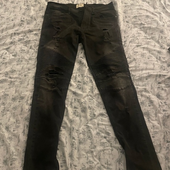 Size 32 fashion nova jeans - Picture 1 of 3